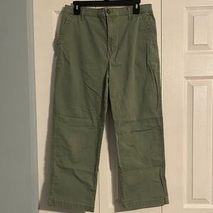 G.H. Bass & Co. Sage Green Cropped Pants